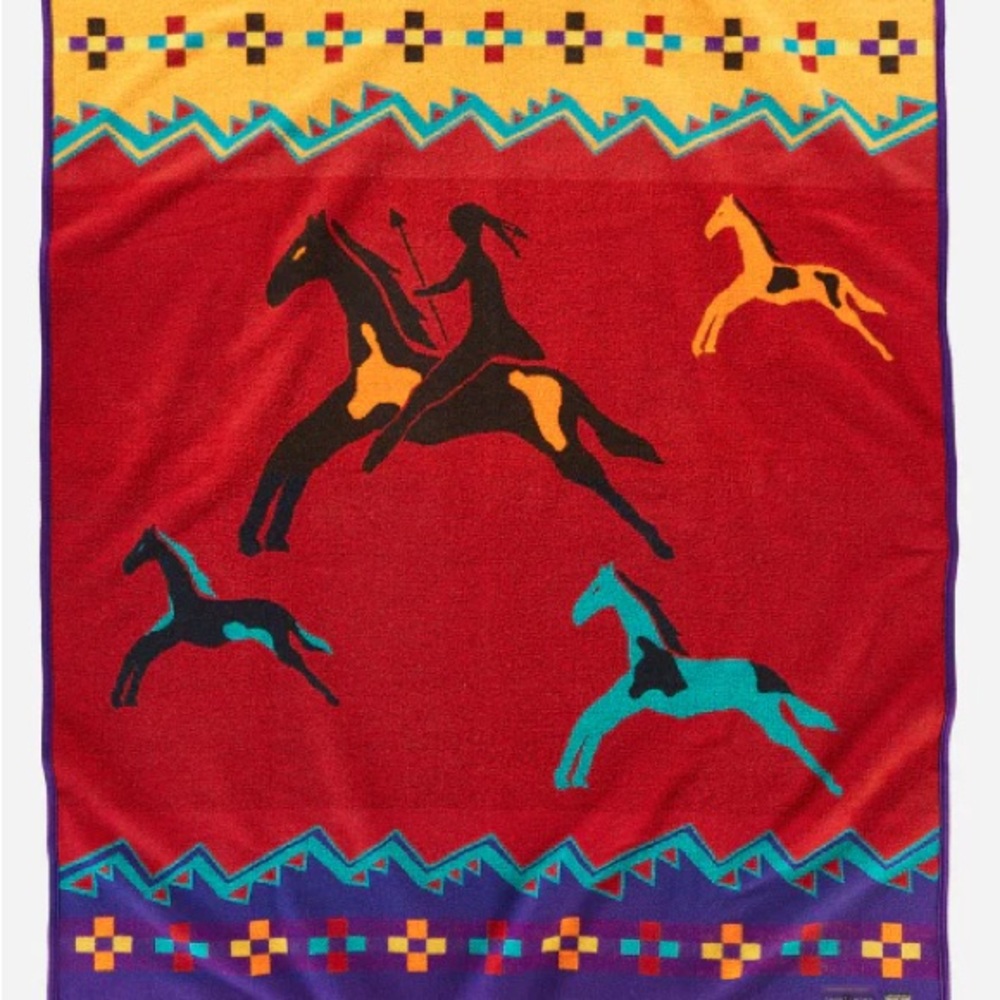 Pendleton Legendary Collection Celebrate the Horse Jacquard Robe